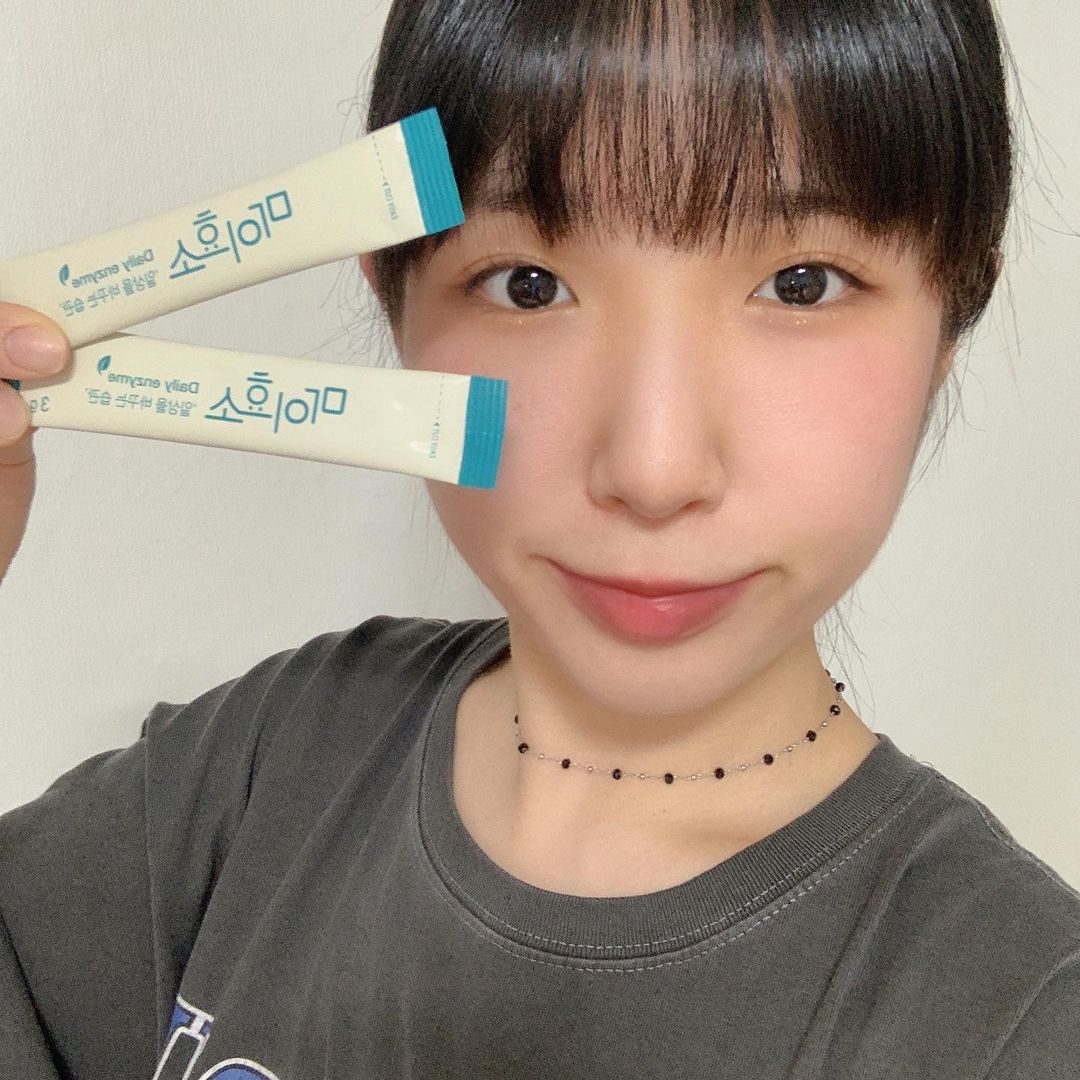 Blue on Instagram: “#협찬 🌾 효소가 이렇게 맛있어도 되나요? 고소한 인절미맛으로 인생효소 될 효소를 소개해요-! 🌾 비타민하우스 마이효소는 국내산 프리미엄 곡물 발효 원물을 사용한 100