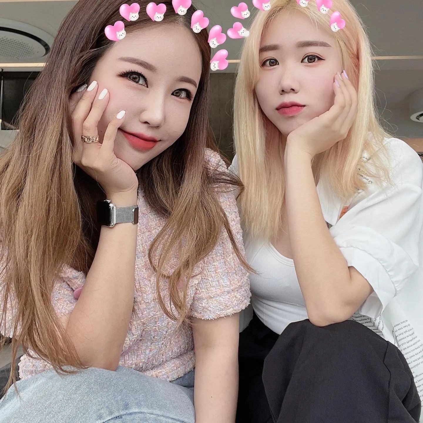 카페는 이쁘고 좋은데 잼민이들 덕분에 키즈카페온것같다.
애기들은 좋은데 저 덕분에 시끄럽고 정신없고 좋네