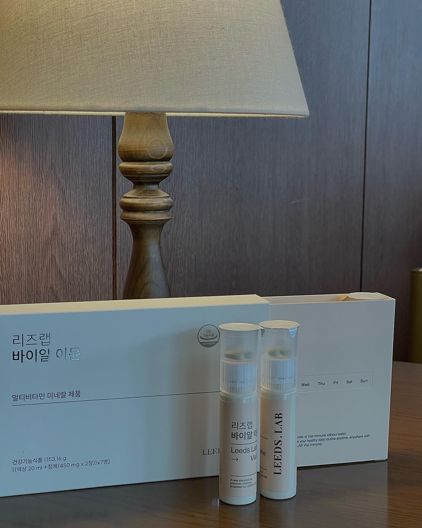 #협찬
이제 비타민 안챙겨 먹으면 큰일납니다🥹
⠀
센스있는 선물로 너무 좋을 것 같은 비타민이예요!
⠀
✔️고급진 톤온톤 디자인과 단상자에 센스 있는 캘린더 디테일
✔️올인원 제품으로 물 없이도 간편하게 섭취 가능
✔️입문하기 좋은 7일분 부터 다양한 구성
✔️빠르게 흡수되는 비타민은 달달한 애플망고맛 액상으로! 핵심 비타민은 정제형으로!

⠀
⬇️이민정님이 모델인 리즈랩 비타민이 더욱 궁금하시다면?⬇️
leedslab.official
⠀
⠀
#리즈랩 #리즈랩바이알이뮨 #바이알이뮨 #이민정 #이민정비타민 #추석선물세트 #추석선물추천 #추석선물준비 #골프비타민 #골프필수템 #라운딩필수템 #골프선물 #운동비타민 #올인원비타민 #종합비타민 #비타민추천 #프리미엄비타민 #면역력영양제 #멀티비타민 #멀티비타민추천 #건강기능식품추천 #비타민선물