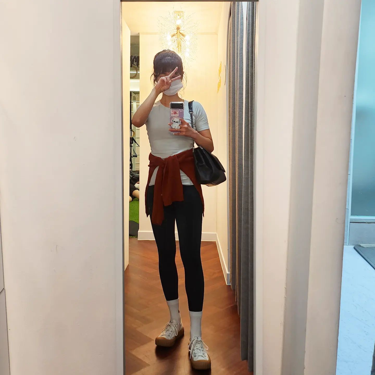 포토존 생겼네📸

어제 교훈,,,
몸통 돌아간 거 다 잡기 전까진
다시는 혼자 스미스머신 앞에 서지 말자...🥲
마지막 세트에 깨닫고서 넘 똑땅했음 흑흑