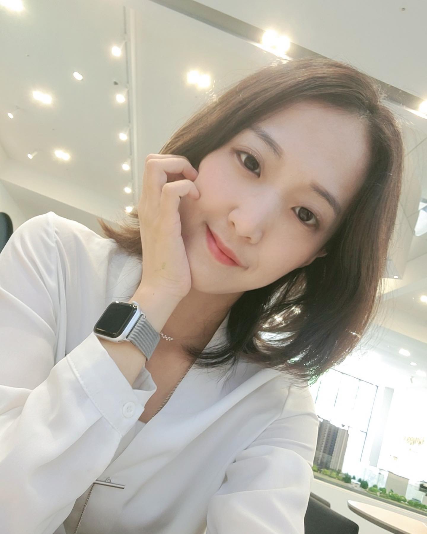 #첫줄
#근황
나도 야구 보러 가고싶다.
이번 시즌 야구 직관은 종결
그저 울지 그저 울지 그저 울지 ㅠㅠㅠㅠ
전투기 소리 미쳐서 정줄 놓을 것 같음
짱 싫엉 끄엥
.
.
.
.
#셀카 #셀피 #selfie #대구 #ㅎㅇ #삼성라이온즈 #야구 #취미 #보컬 #더빙 #디자인 #셀스타그램 #데일리 #일상 #소통 #남다른남양지