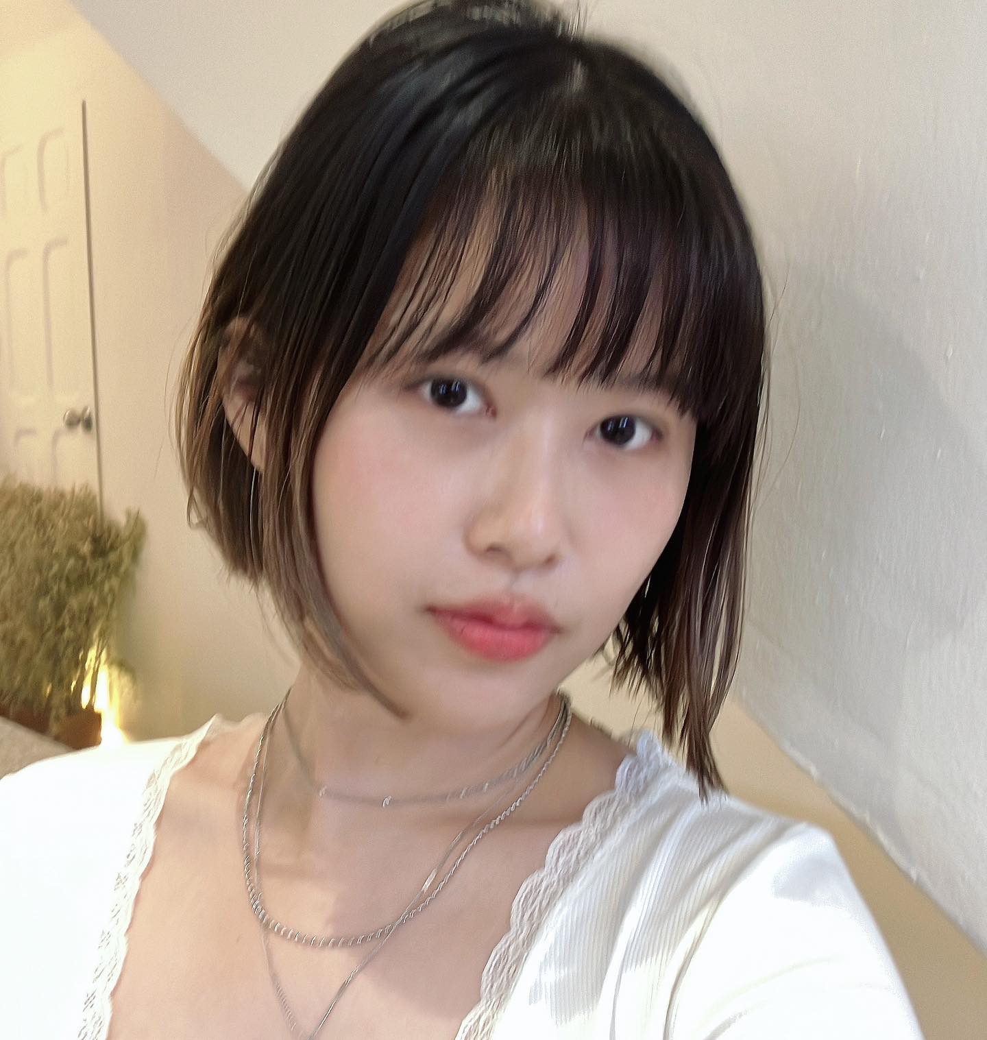 머리 더 잘랐고 나 맘에드러 ^^*

#여자단발 #단발머리 #단발셀카
