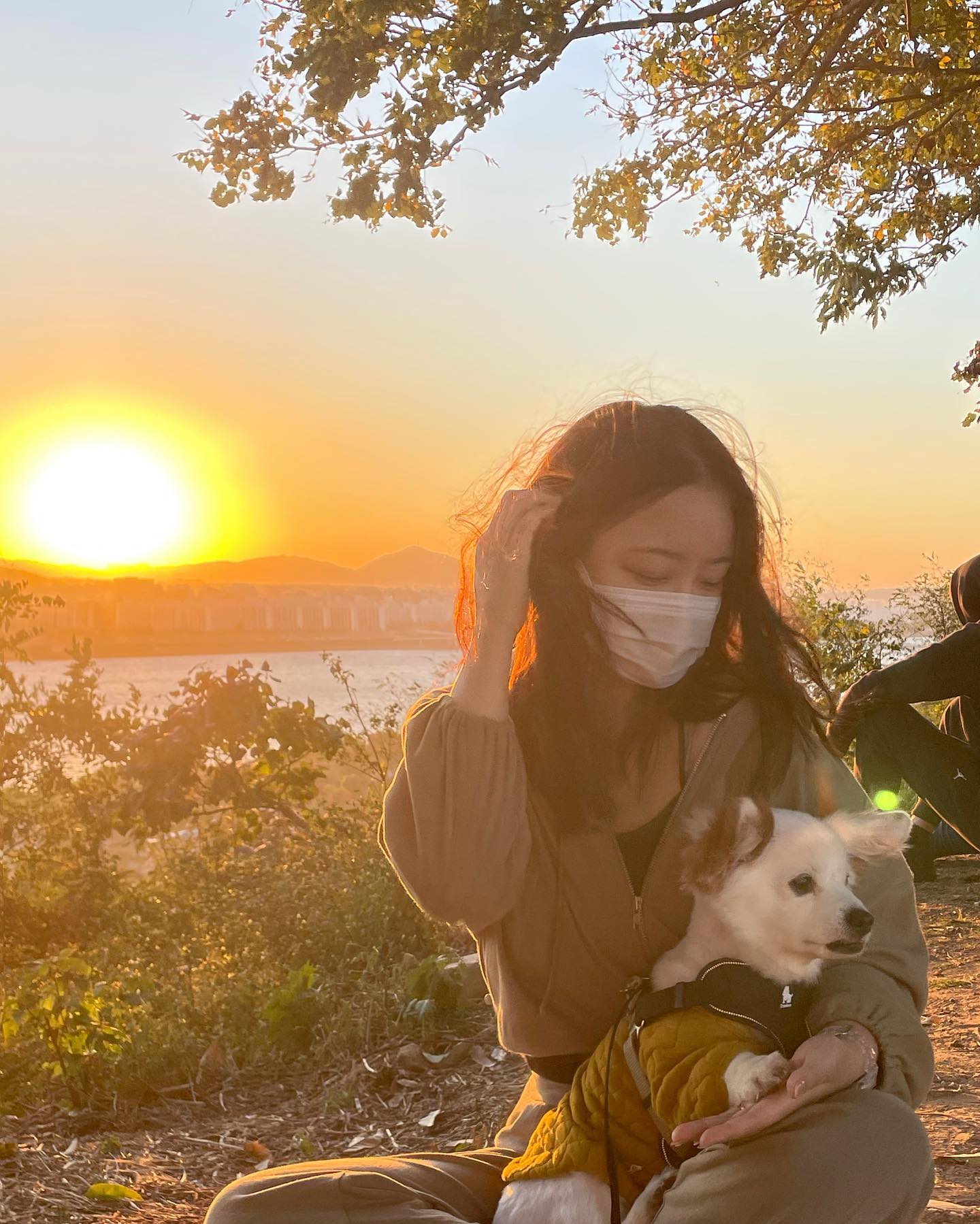 수명도 나눠줄 수 있다면 언니는 참치부터 줄꺼야❤️
하나도 한개도 1도 안아까워❤️🤍❤️🤍 
.
#참치는 #수컷 #근데 #나는 #언니 #❤️