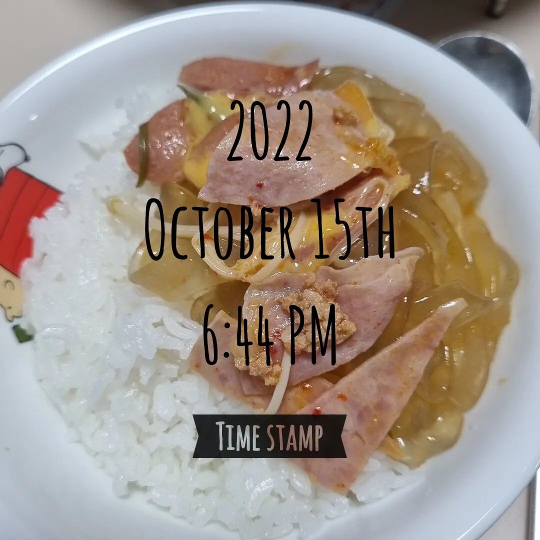 #식단일기 #식단공유

주말엔 어쩔 수 없이(?) 치팅합니다
물론, 선생님의 허락이 없엇지만 
나홀로 치팅을 합니닼ㅌㅌㅌㅋㅋㅌㅌ
눈앞에 부대찌개가 있는데,
어찌 안 먹나요 ㅠㅠ 그건 예의가 아니죠ㅠㅠ