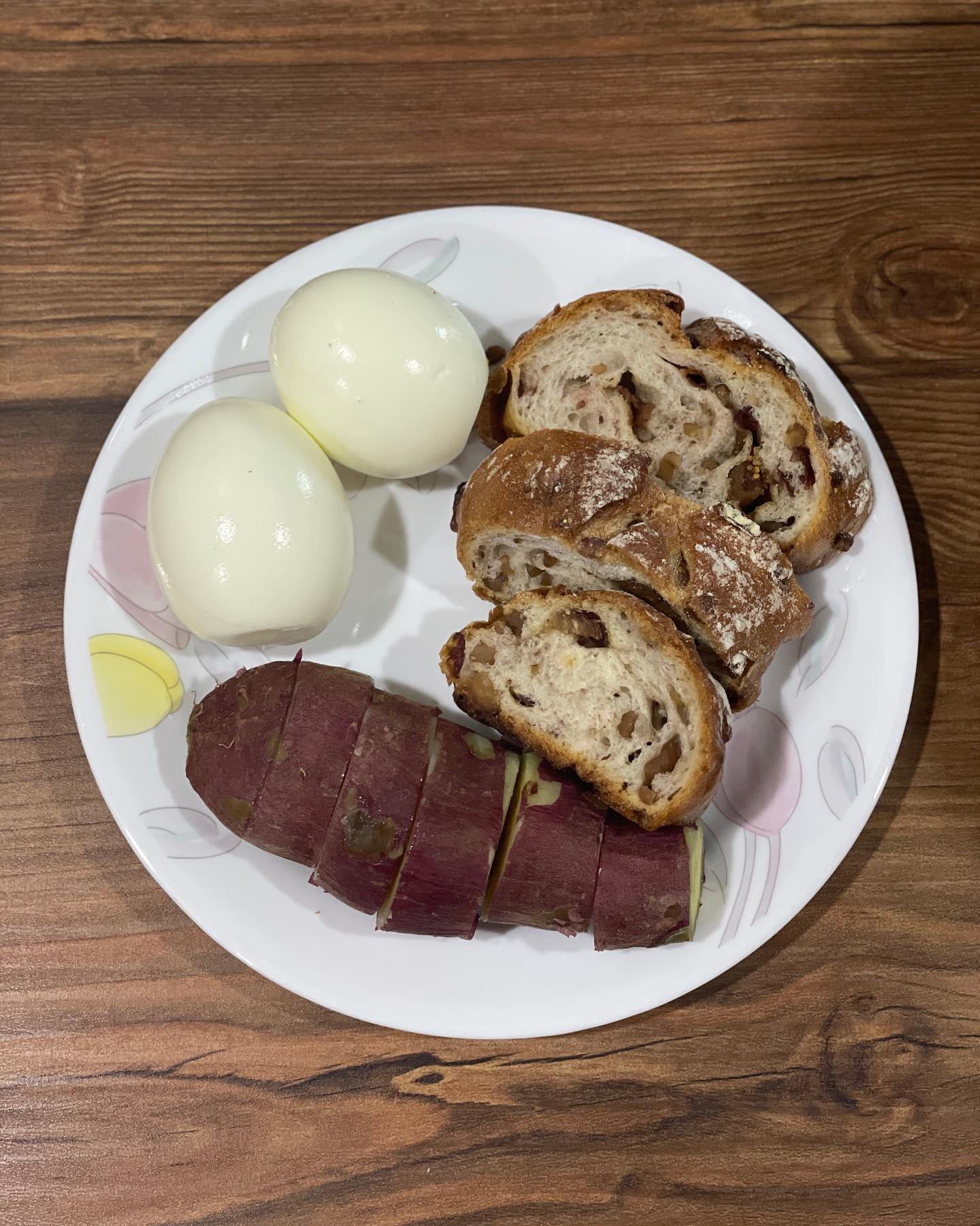 -
아메리카노만 있으면 괜찮아 🍠🥖🙆‍♀️
.
.
.
#enjoyurmeal_jane #식단공유 #다이어트