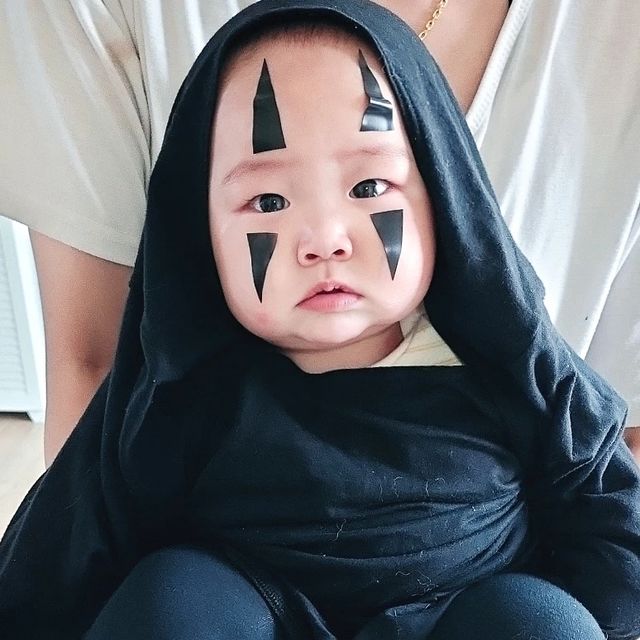 전지유 TOPS•탑스 | 형제맘이 알려주는 최저가 공구 | 협찬•광고•일상 on Instagram: "#가오나시분장 #할로원의상"