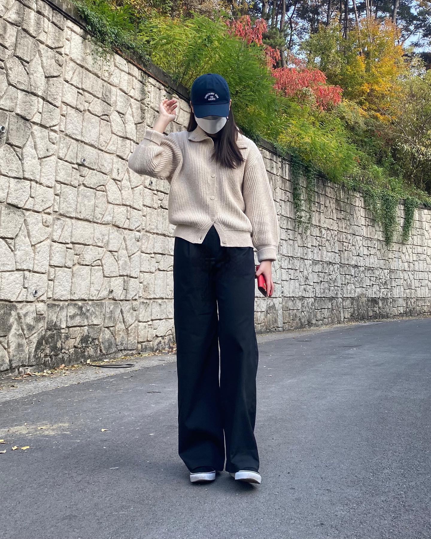 가을 너 이제 가라~🍁포기해따....🤧
이제 입을 옷 없어서 피드 뜸해지는데....
이러면 안되는데.......🥺🥲