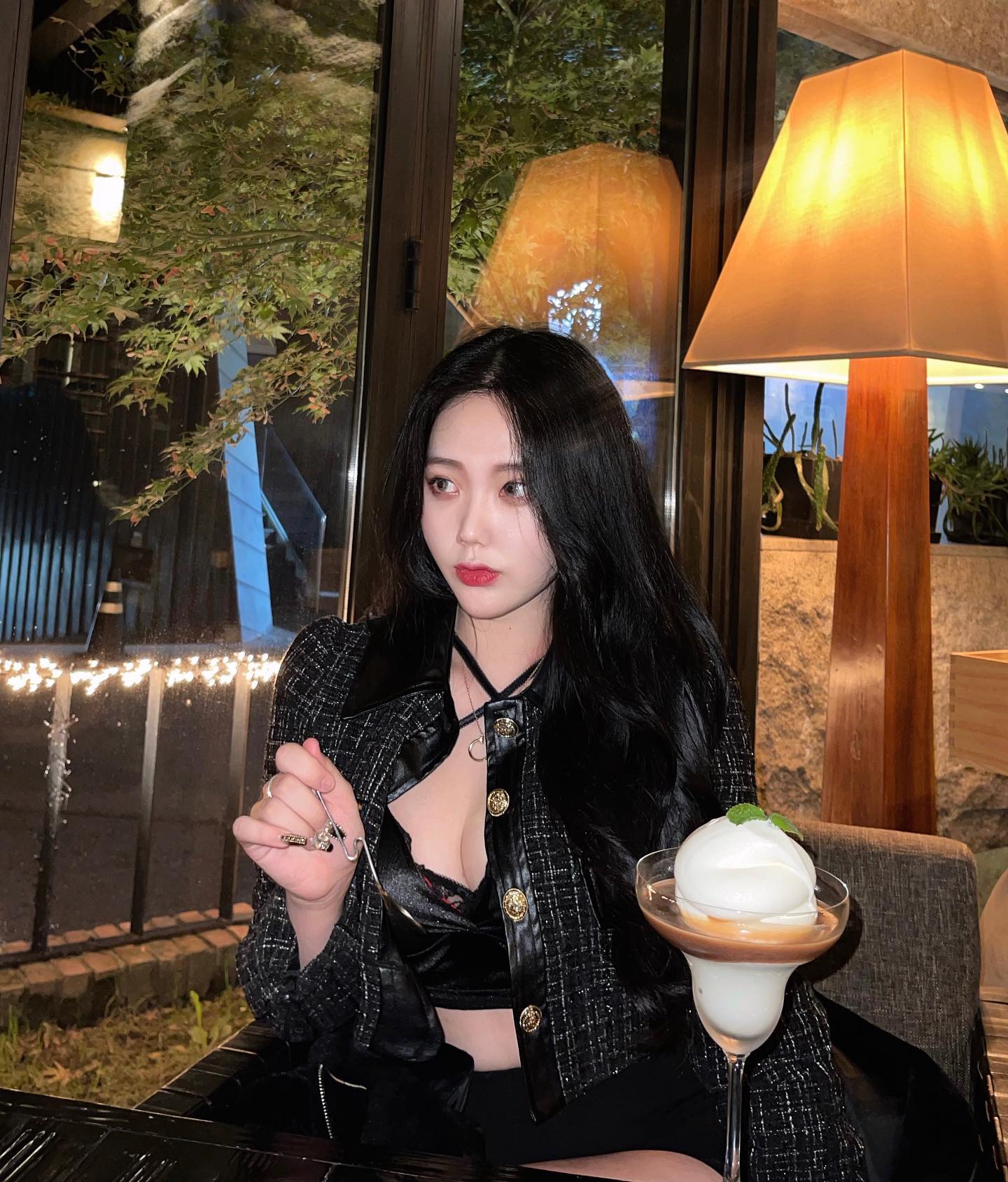 놀땐 제대로 노는편,,근데 요즘 체력이 너무 딸림🫠