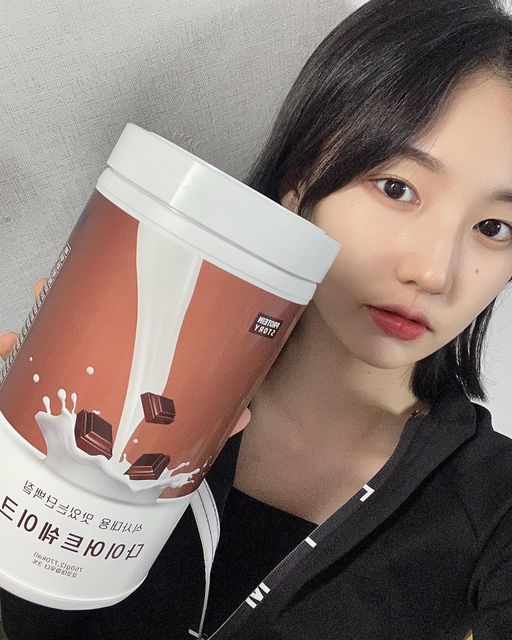 현수 on Instagram: "📍#광고 [프로틴스토리_다이어트 쉐이크] ❕맛있게 먹으면서 다이어트 하는 꿀팁❕ ✔️ 다이어트 식단관리 힘드신 분 ! ✔️ 아침 출근길에 식사 할 시간 없는 분 !
