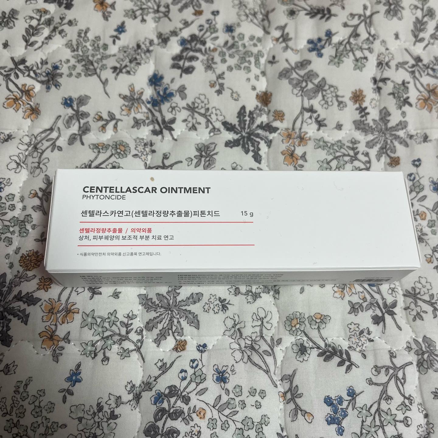 #할인구매 dr.505_official #센텔라스카연고피톤치드 #닥터505
.
원래도 여드름성 피부인데 환절기라 더 심해졌어요ㅠ 
여드름연고를 많이 써봤는데 하루만에 가라앉는 경우는 드물더라구요, 근데 이 센텔라스카 연고는 하루만에 울긋불긋한게 조금 가라앉는게 보여서 좋았어요 
.
#여드름흉터연고 #여드름연고 #센텔라스카연고 #상처연고 #흉터연고 #신상품나왔을땐 #08L
