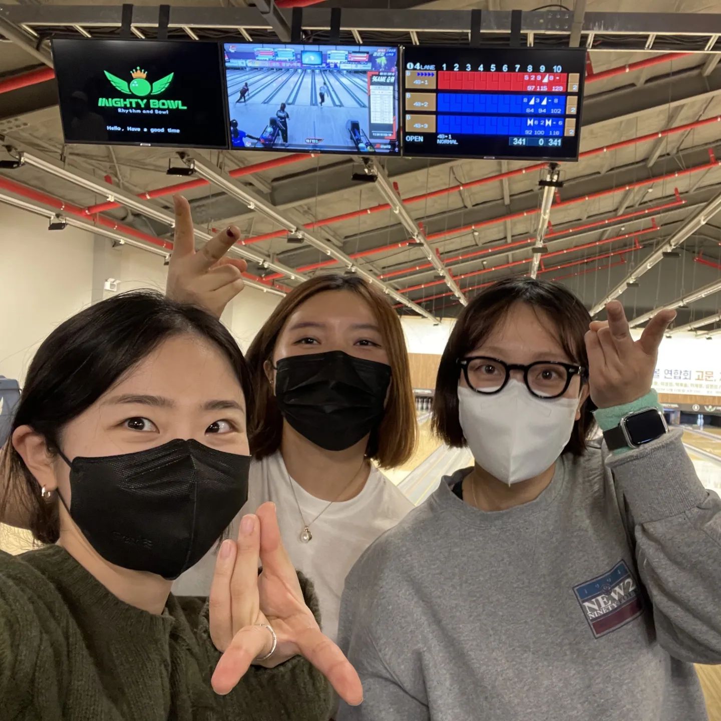 진쓰 미리벌쓰데이 파티 겸 송년회 🎂
섹터일 때는 몰랐던 서창의 매력
물씬 느끼는 중 👍 👍 👍 

#서창맛집 #서창생꼬들목살구이 #동기사랑