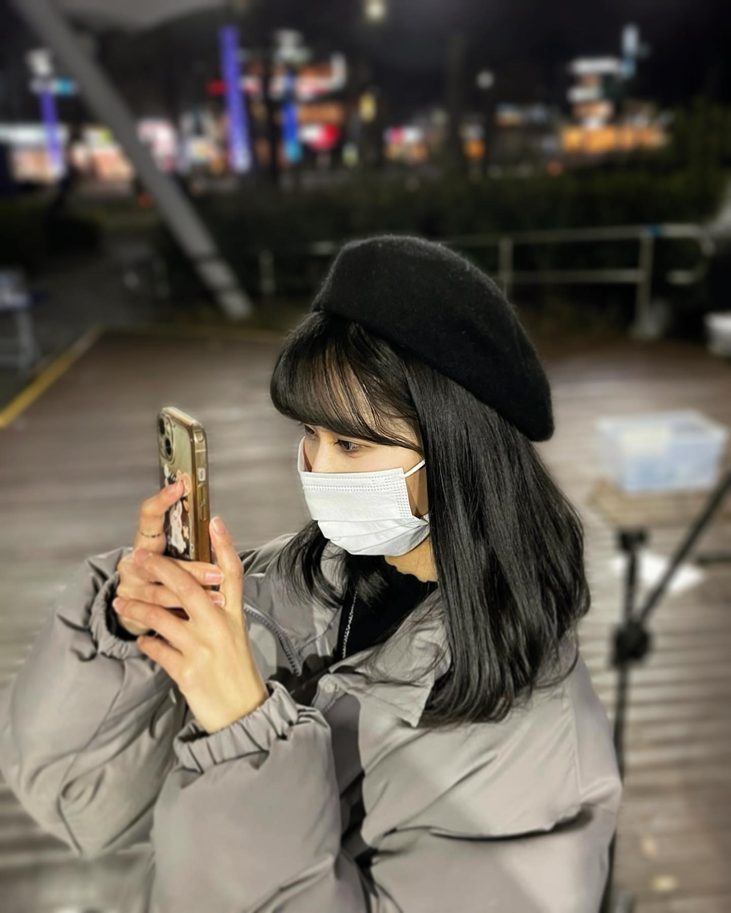 벌써 3번째 공연 🙈🤍
.
.
.
#20221205 #동아리 #버스킹 #어쿠스틱 #dailylook #selfie #instadaily