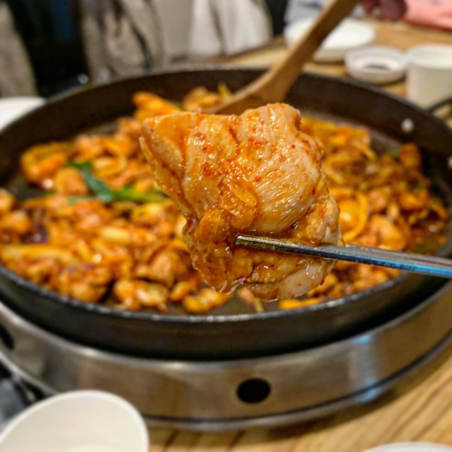 가평에서 철판 닭갈비 뿌수기,,! 🐔🥊

#가평맛집 #가평닭갈비맛집 #지인들과함께 #가평펜션여행 #2023년 #새해복많이받으세요🙇🏻‍♀️
