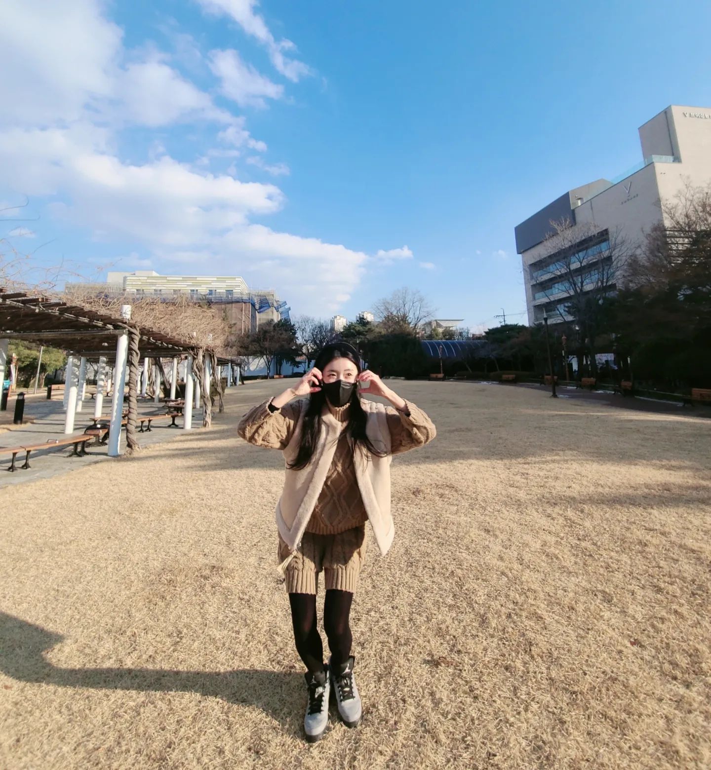 #계묘년
#새해복많이받으세요 
모두들 행복한 한해 보내길♡

#happynewyear ❤

새해엔 아프지말고,
건강하기.
주변사람 잘챙기기.
하루하루를 소중히 여기기.

ㅡㅡㅡㅡㅡㅡㅡㅡㅡㅡㅡㅡㅡㅡㅡㅡㅡㅡ

#instadaily #instalike #photo
#instapic #photooftheday 
#instadog #dairyfree #happyday 
#일상 #좋아요 #좋반 #공감 #좋댓
#신년인사 #2023 #기대해 
#like4likeback #likeforlikes 
#강사 #배우 #쫄지마강사창업
#쇼호스트 #무엇이든물어보살