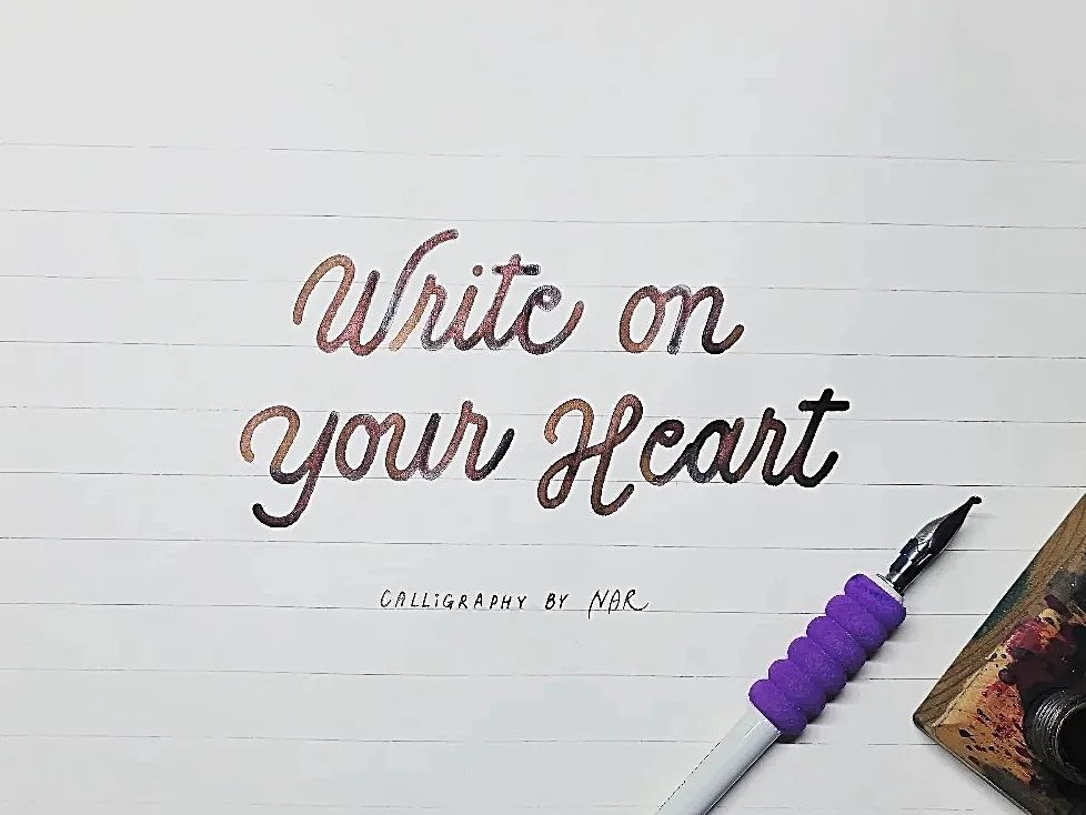 003

Write on your heart

마음에 새기기 전에 내 체력이 고갈날거 같다ㅋ
열시부터 열두시까지 하루 중 두시간을 
되도록 별일이 없다면 연습하는데 쓰기로 했다.

#날캘리 #캘리그라피 #광주캘리그라피 #영문캘리그라피 #모노라인 #calligraphy #alphabetcalligraphy #lettering #dippencalligraphy #moderncalligraphy #monoline #monolinelettering #script #dippen
