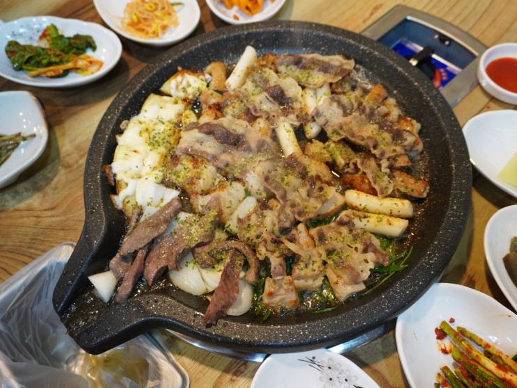 직접 구워주는 정관 곱창 이춘식명가돌곱창 기장 정관맛집