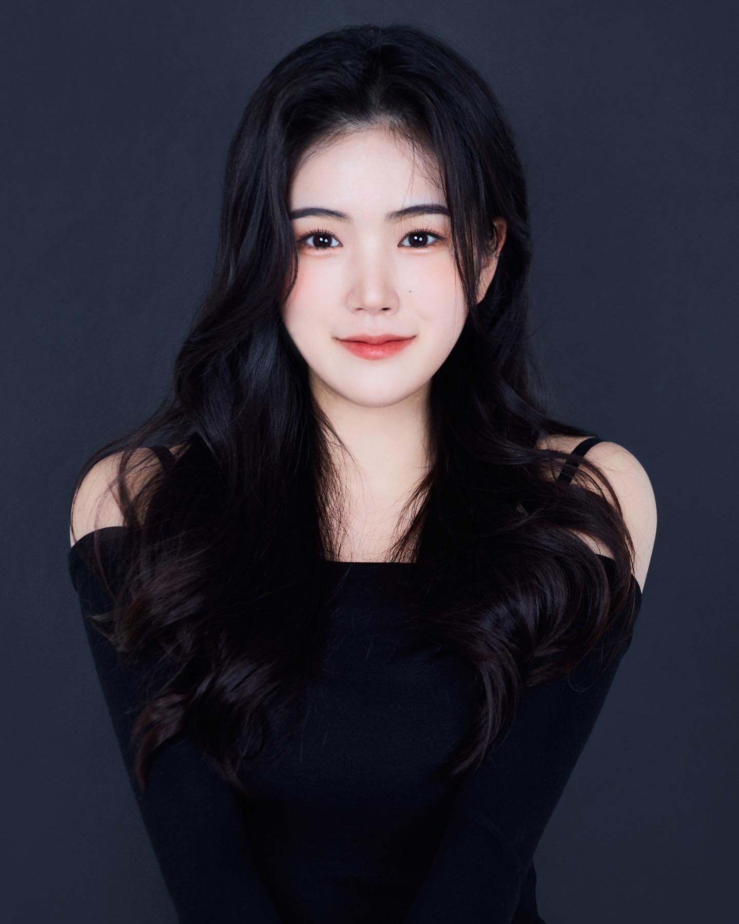 🖤🤍
。
。
。
#증명사진