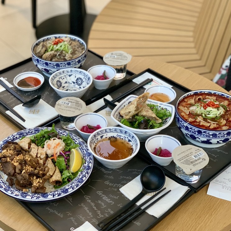 줄서는 식당 대전 갤러리아 맛집 땀땀 원조 곱창쌀국수 맛집