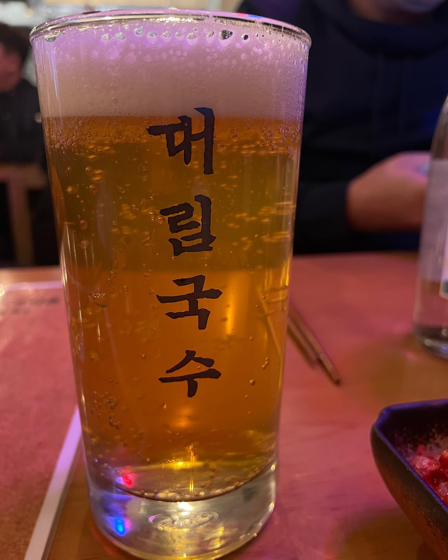 #미사맛집
#대림국수

미사에 대림국수 오픈해서
가봤슴돠

국수는 생각보다 매콤
으른입맛에 좋았어요

꼬치는 정말 맛있었는데
양이작네요
계속 추가해서 시켜먹었어요
맛은 있지만 가성비는 그냥

밀맥주도 시원하니 좋았어요
한번쯤 가볼만한 곳입니당
