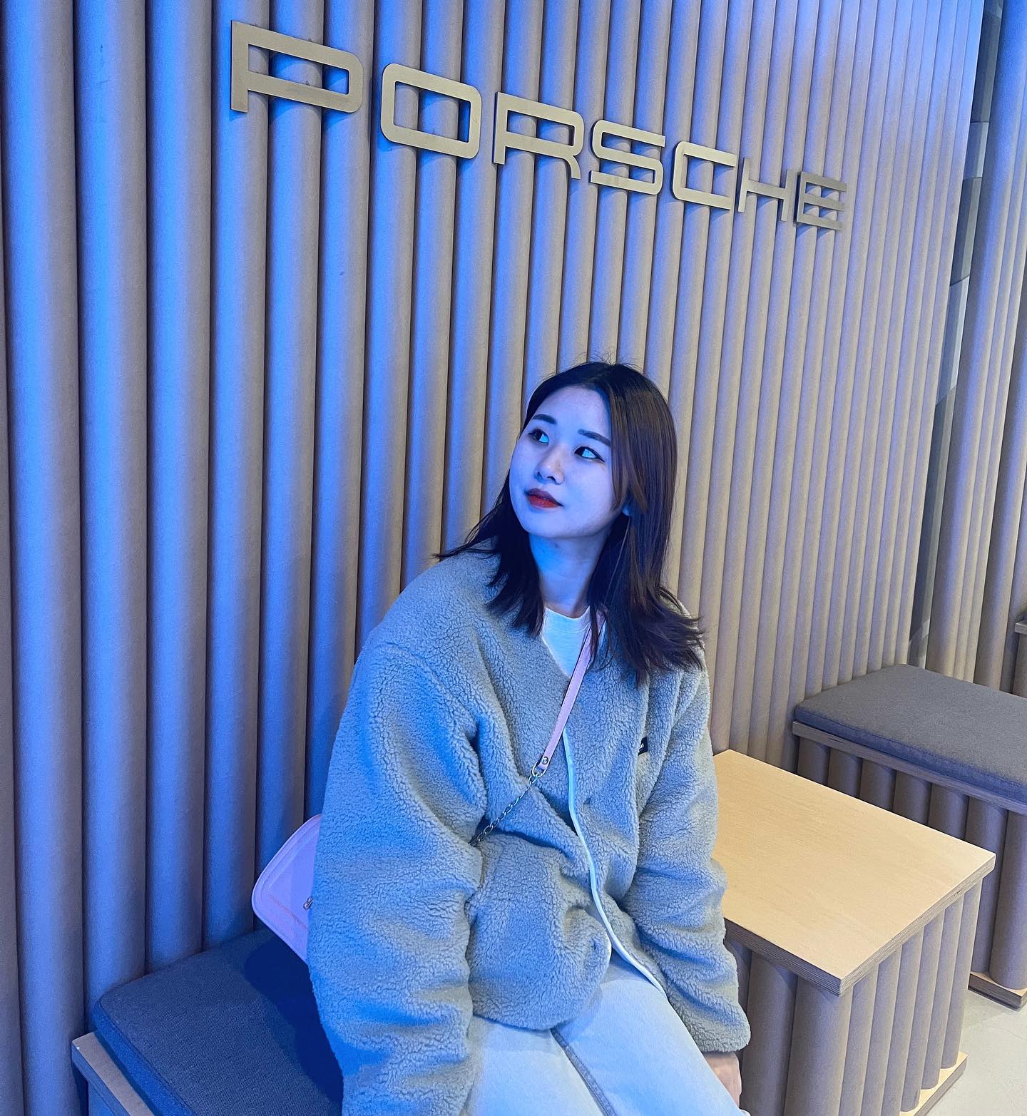 #연두색포르쉐전기차