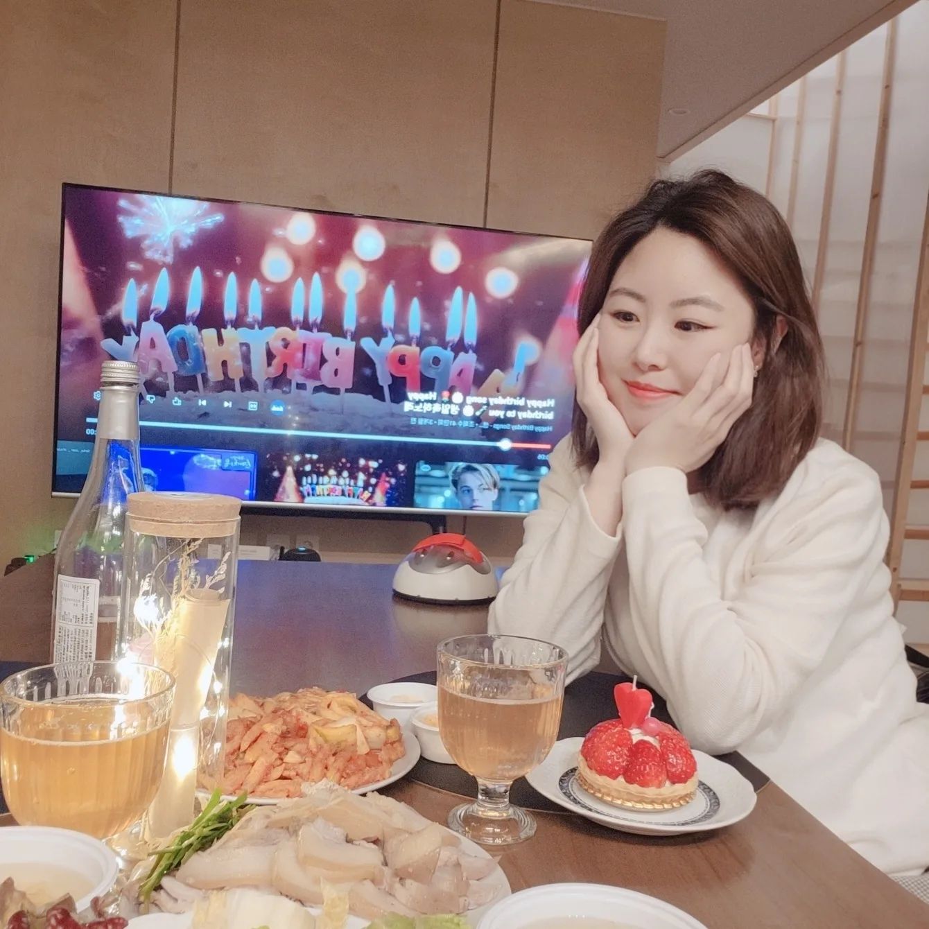 D-1 HAPPY B-DAY ⚘️🧡
아임💗 years old...🎂🤹‍♀️

#강릉 #강릉여행 #생일파티
#생일여행 #생일 #여행 #여행스타그램 #월성맨션 #독채펜션 #hbd #hbd❤️ #230303