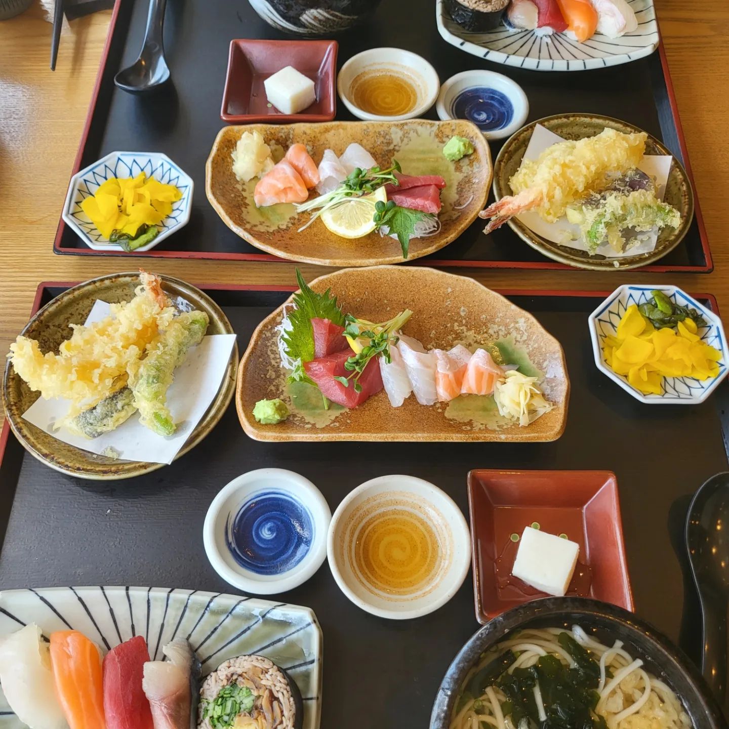 #협찬 #진가와더마스터셰프 
벚꽃구경 엄마와 번개데이트~~
뷰맛집으로도 잘 알려진 진가와에서
스시, 초밥, 우동, 튀김~~ 넘 맛있었어요❤️
.
#롯데월드몰맛집 #잠실롯데월드몰맛집 #잠실역맛집 #롯데월드타워맛집 #잠실롯데월드타워맛집 #잠실롯데월드맛집 #잠실회식장소 #잠실롯데월드점심 #잠실점심맛집 #잠실일식 #잠실모임장소 #잠실가족모임 #석촌호수맛집 #석촌호수점심