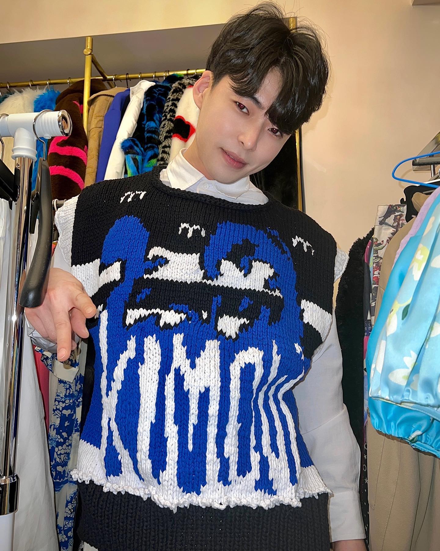 키모우이 쇼룸🥂kimoui_official 
옷 하나 하나 다 예쁩니다 💕
beauhemm 
beauhemm_closet 
.
.
#키모우이 #kimoui #쇼룸 #디자이너브랜드