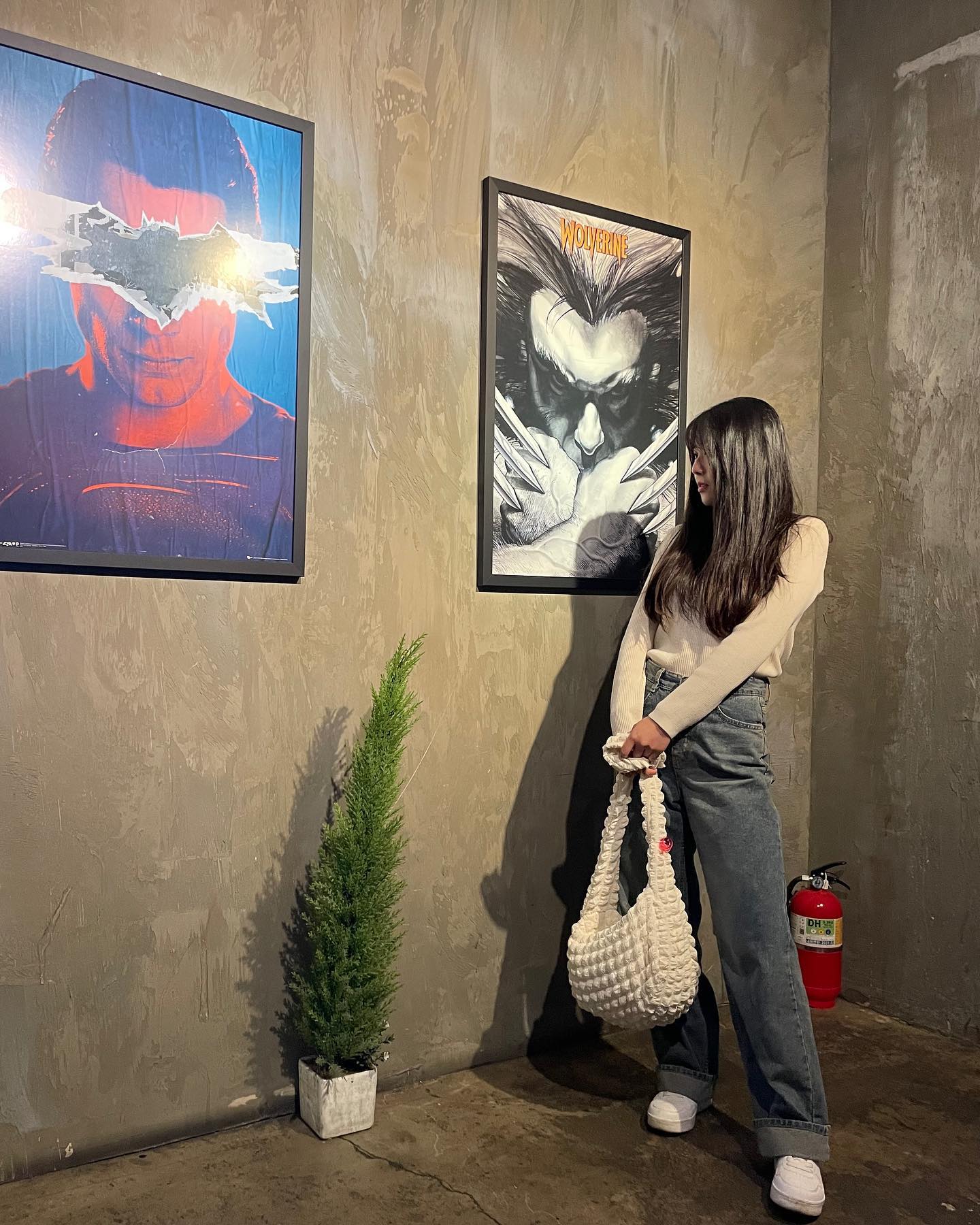 #협찬 #슈펜 #shoopen #링클호보백
shoopen_official 

👜링클 호보백

- 트렌디한 호보잭 스타일로 2WAY 활용 가능한 스트랩 길이
- 넉넉한 수납공간으로 데일리루 막 들고다니기 좋은 가방

디자인두 이쁘구 수납공간두 넓어서 요즘 너무 자주 메고 다니는데 가방 이거밖에 없는 쥴 아는 거 아냐?👀