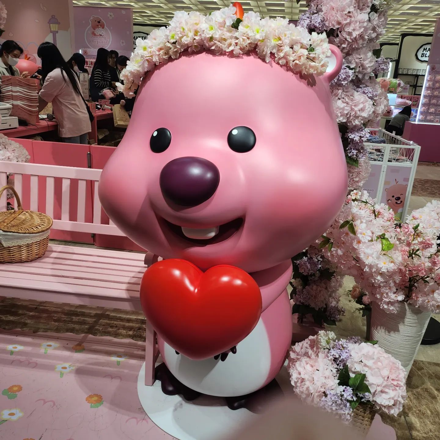 잔망루피 팝업스토어 드디어 왔다
10만원 잔뜩 지른자의 행복
해삐💜
#잔망루피팝업스토어#잔망루피굿즈#현대백화점판교점#잔망루피