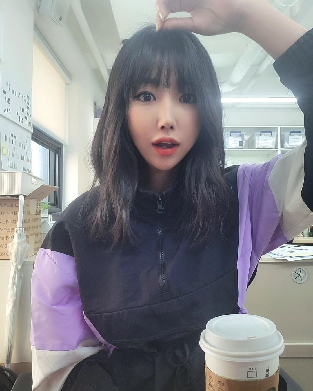 .
#셀프앞머리
#잠이안와서
#중단발
#거지존
#극복중