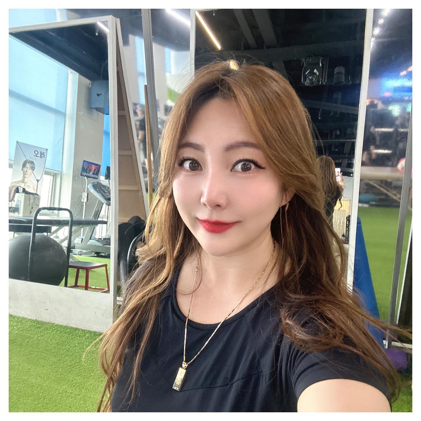 #오운완 #헬스소통💪 #운동스타그램🏃‍♂️ #헬스스타그램🏋️‍♂️ #헬스하는여자💪🏻 #운동하는여자💖 #헬스스타그램💪🏻 #운동하는엄마💪🏻 #셀스타그램🌸 #daily🌷#데일리그램⭐️ #ootd💕💋 #셀피❤ #selfie💕 #일상기록🌼 #일상스타그램👆