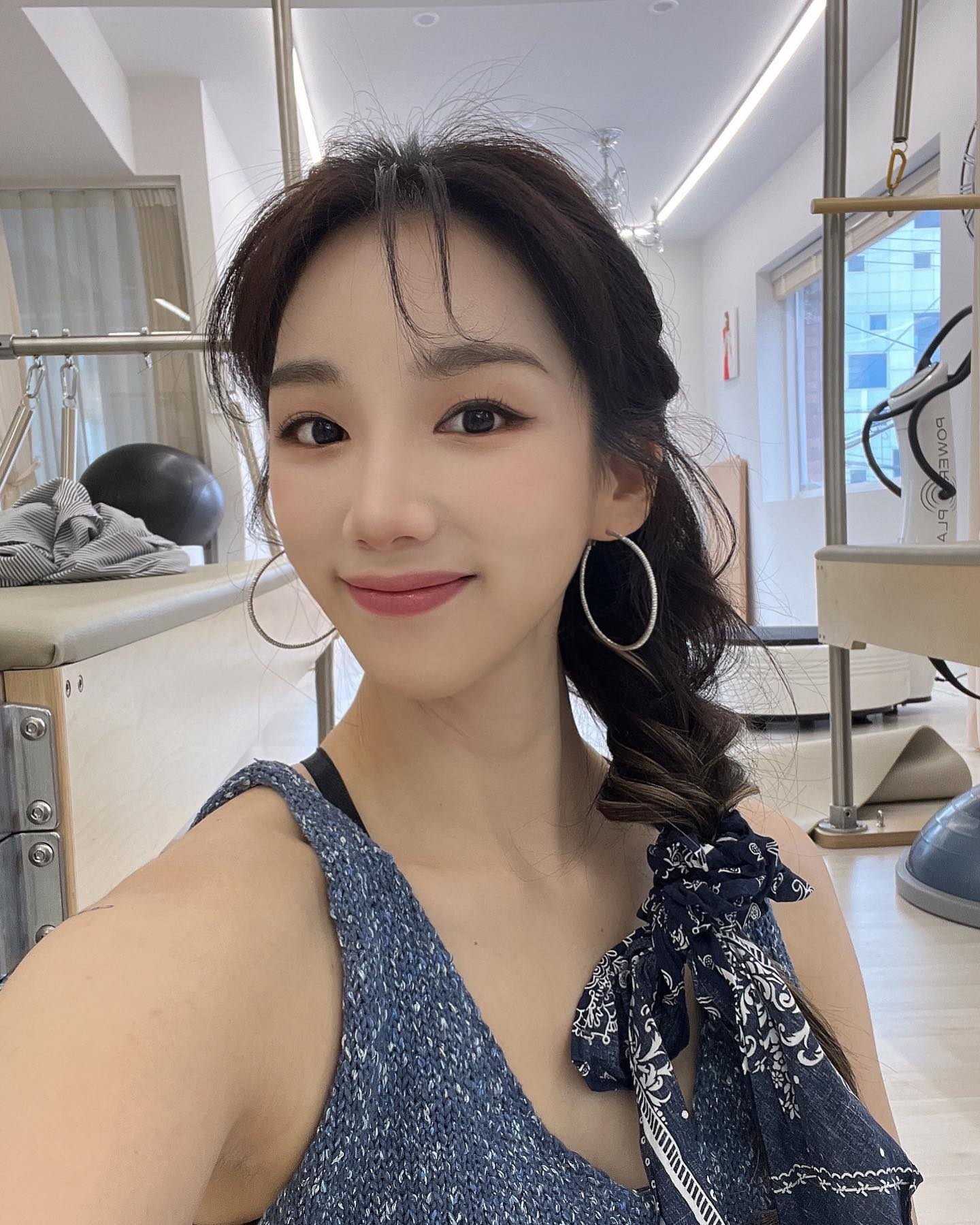 #협찬
colorlabs_official 
어제 소개못해드린 
컬러랩스의 팩😘
1일 1팩을 하려고 하는 저에게는
팩은 사랑이에용❤️❤️
게다가
화이트닝 팩이라니😍

컬러랩스 제품은 인증까지 받은 제품이니 
더더 안심하고 사용했습니당✌️
.
.
🙋‍♀️🙋‍♀️🙋‍♀️
저 기사봤는데
저번달 인스타앱 사용자가 
역대 최다였다네요..??
그에 따른 
‘카페인 우울증’ 이라는 단어가 생겼나바용
카카오스토리, 페이스북, 인스타 
앞글자를 따서 생겨난....😳

‘카페인 우울증’이 오지않게
쉬엄쉬엄 가자구용!! 
수요고개 모듀들 수고하셨습니댱❤️

#화이트태닝 #올리브영화이트태닝 #화이트태닝로션 #화이트태닝앰플 #화이트태닝세렴 #탄피부복구