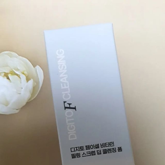 @mz_.s2 on Instagram: "#광고#협찬 🫧디지토 페이셜 비타민 필링 스크럽 딥 클렌징폼 🫧바쁜 현대인에게 찰떡인 각질제거+폼클렌징 🫧좋은 원료에 집중 마케팅비용을 소비자 중심으로 가성비