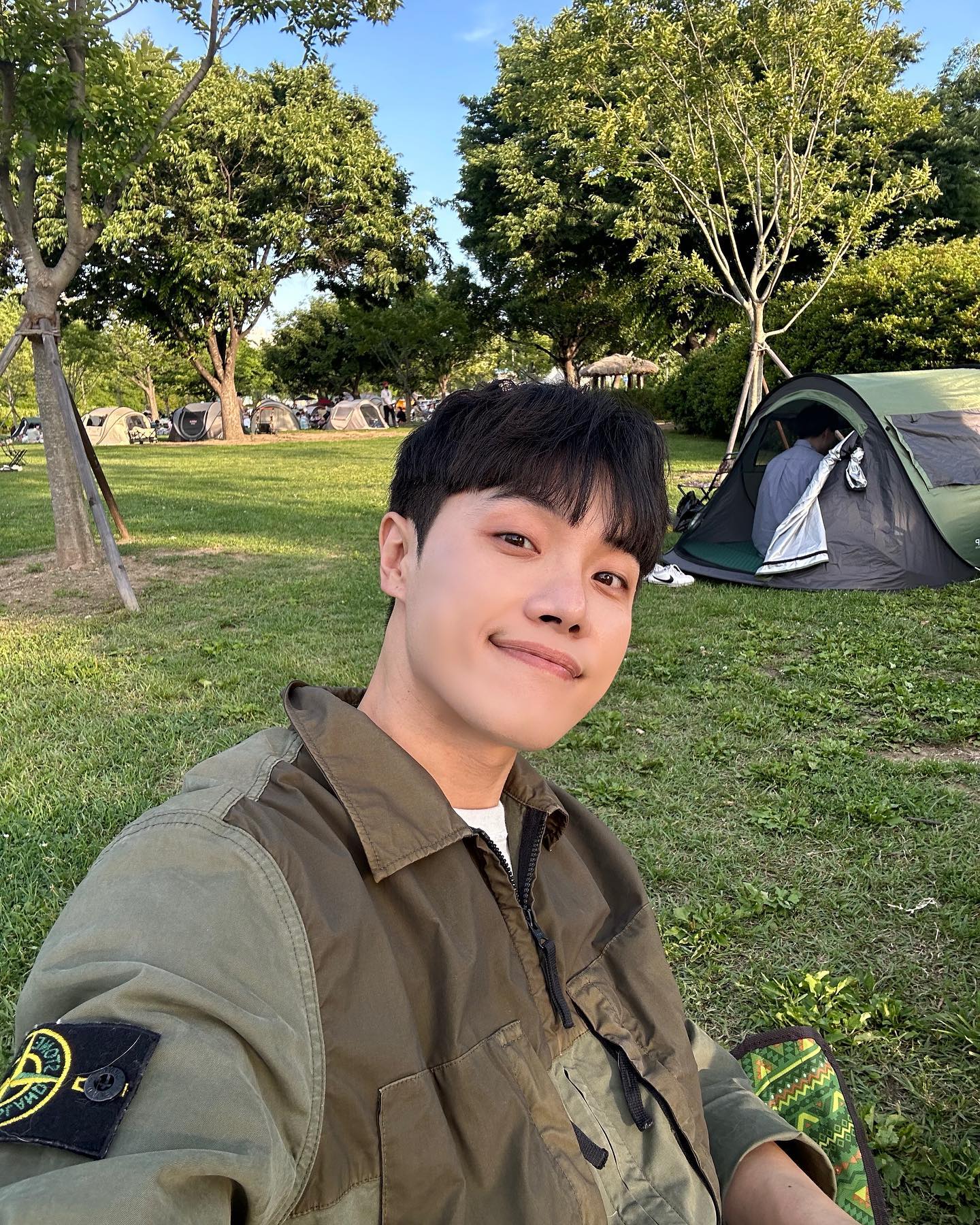 언더붑입은 연두와 페트랑 날씨 좋은날 한강 나들이❣️