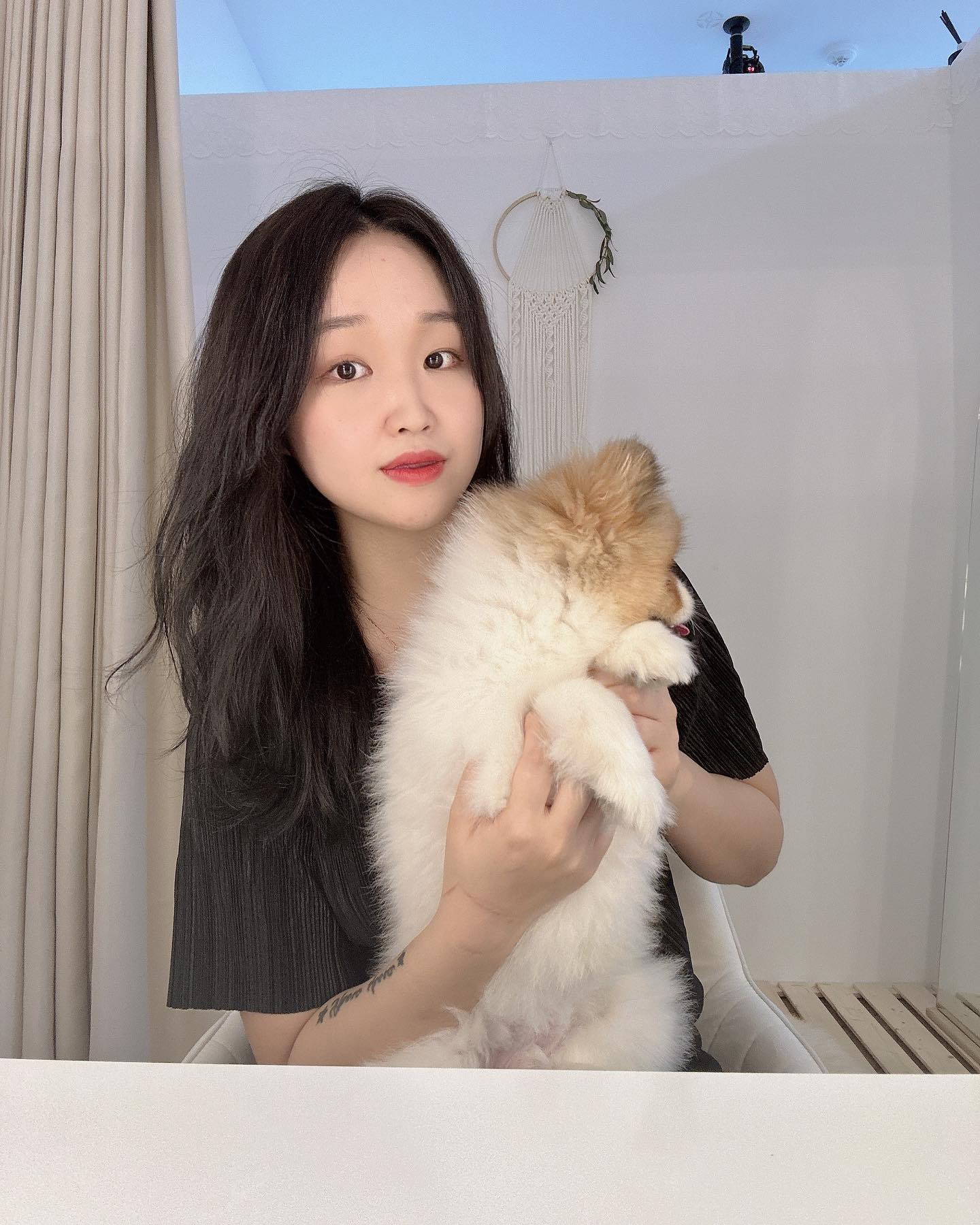 꺄-꿍🐶❤️
-
-
-
#좋아요반사 #좋아요테러 #첫줄반사 #좋테 #첫줄반사 #좋반 #좋반테러 #맞팔 #맞팔해요 #선팔하면맞팔 #맞팔환영 #선팔맞팔 #follow4like #followforfollowback #likeforlikes #f4f #l4l #l4likes #f4follow #ffff