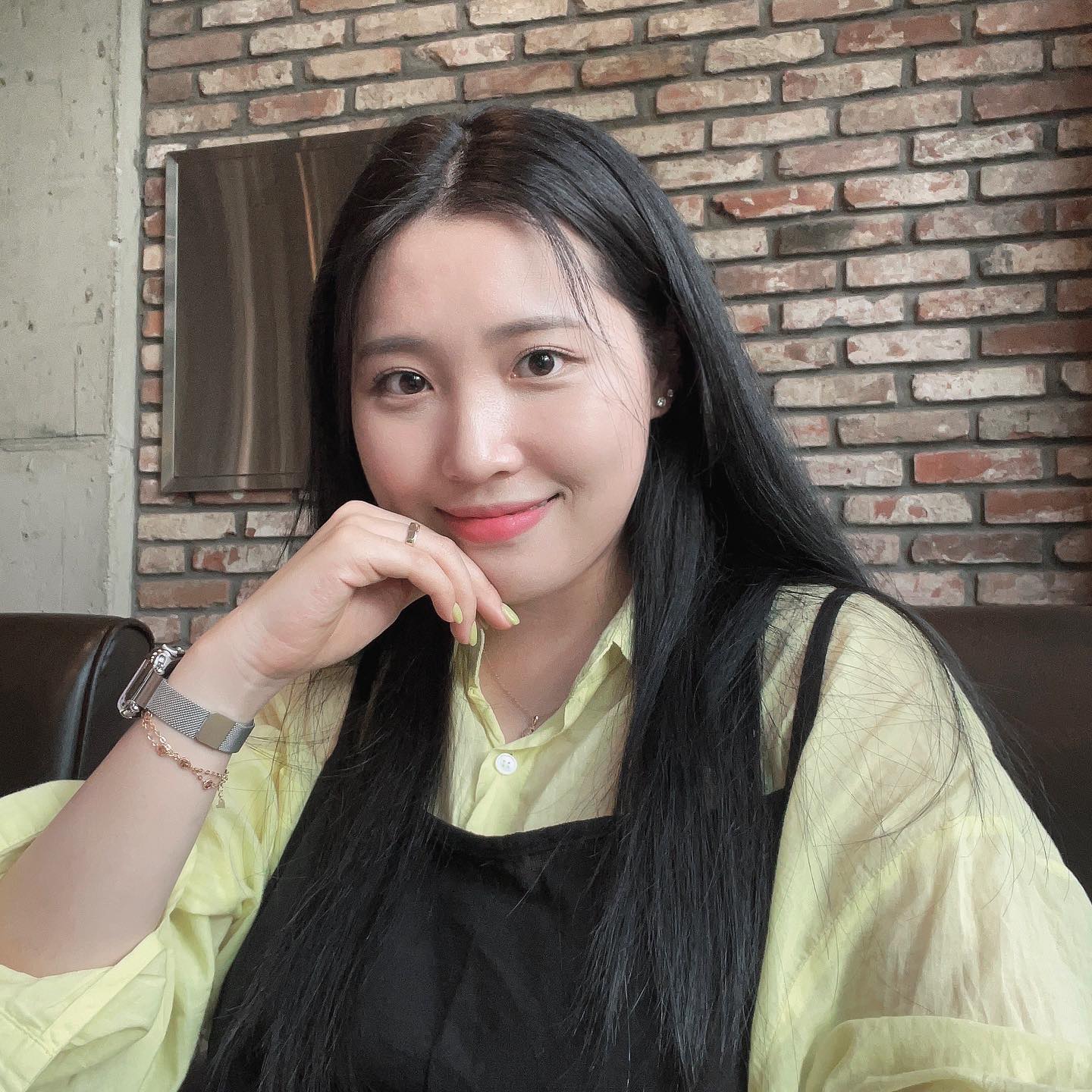 ’여름 싫어!!!‘라고 쓰기엔 너무 그렇지 않은 얼굴 ㅋ̆̎ㅋ̄̈