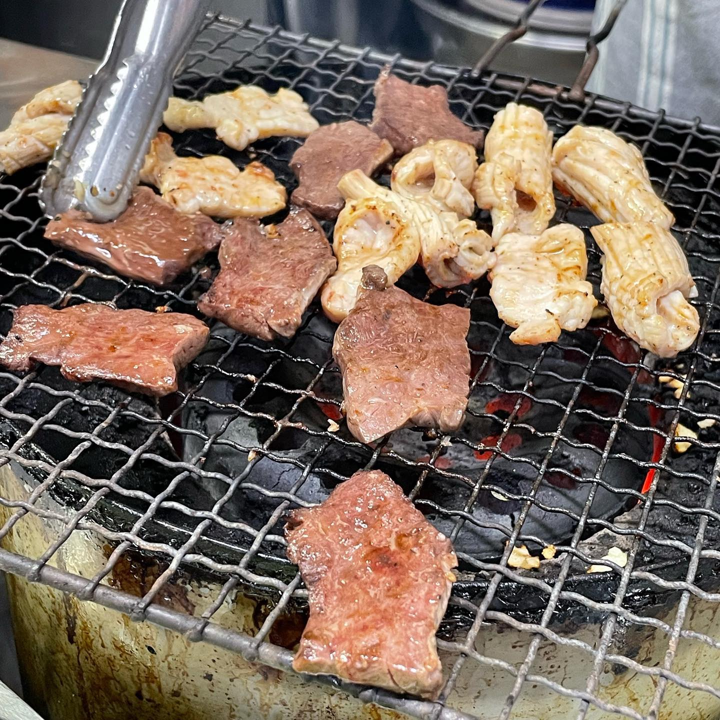 부산 기차타기 2시간 전에 먹은 양곱창🤘🏿🤘🏿
와중에 쏘맥까쥐

#백화양곱창 #양곱창 #부산 #부산맛집