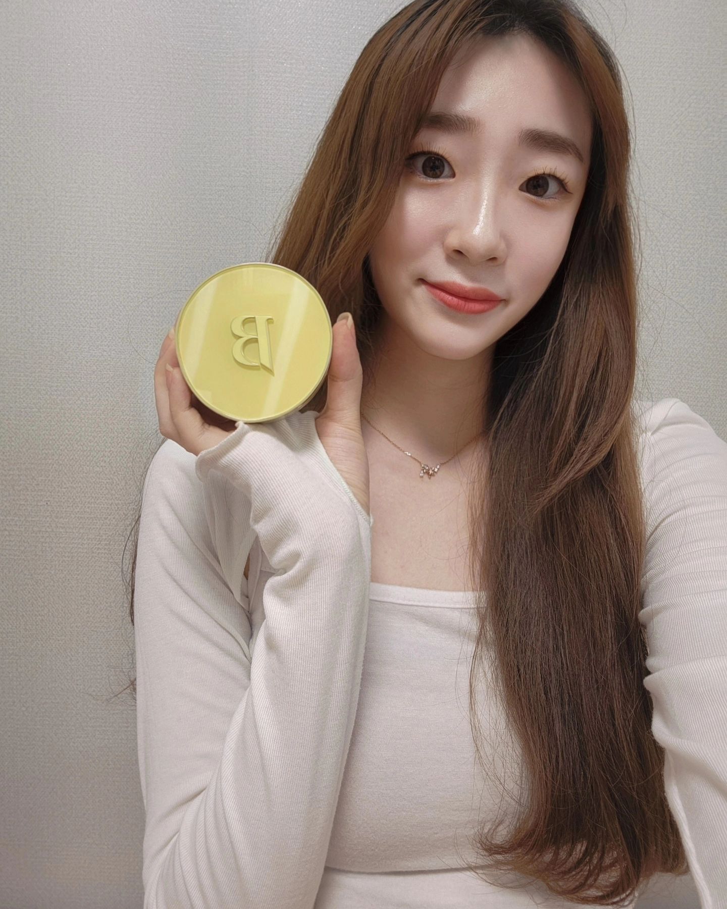 #광고 banilaco_official 

커버리셔스 화이트 쿠션 S/S 시즌 NEW 컬러 케이스 출시💛
여름 시즌 톡톡 튀는 GLAZED YELLOW💛
6월 13일부터 네이버 단독 기획전 런칭!!

#바닐라코 #커버리셔스 #화이트쿠션