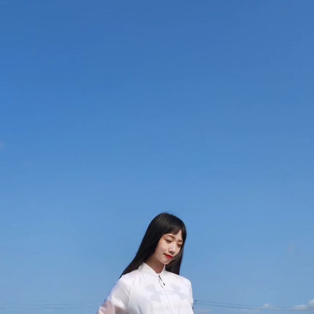 윤시아ㅣ패션 뷰티 인플루언서 on Instagram: "@underarmourkr 넘이쁘고 편하쟈나.. ❤️ 운동복 100개는 있는거 같은데 다 바꾸고 싶을 지경이에유?? 😍 오늘 올화이트로 입고 나갔는데 보는 사람마