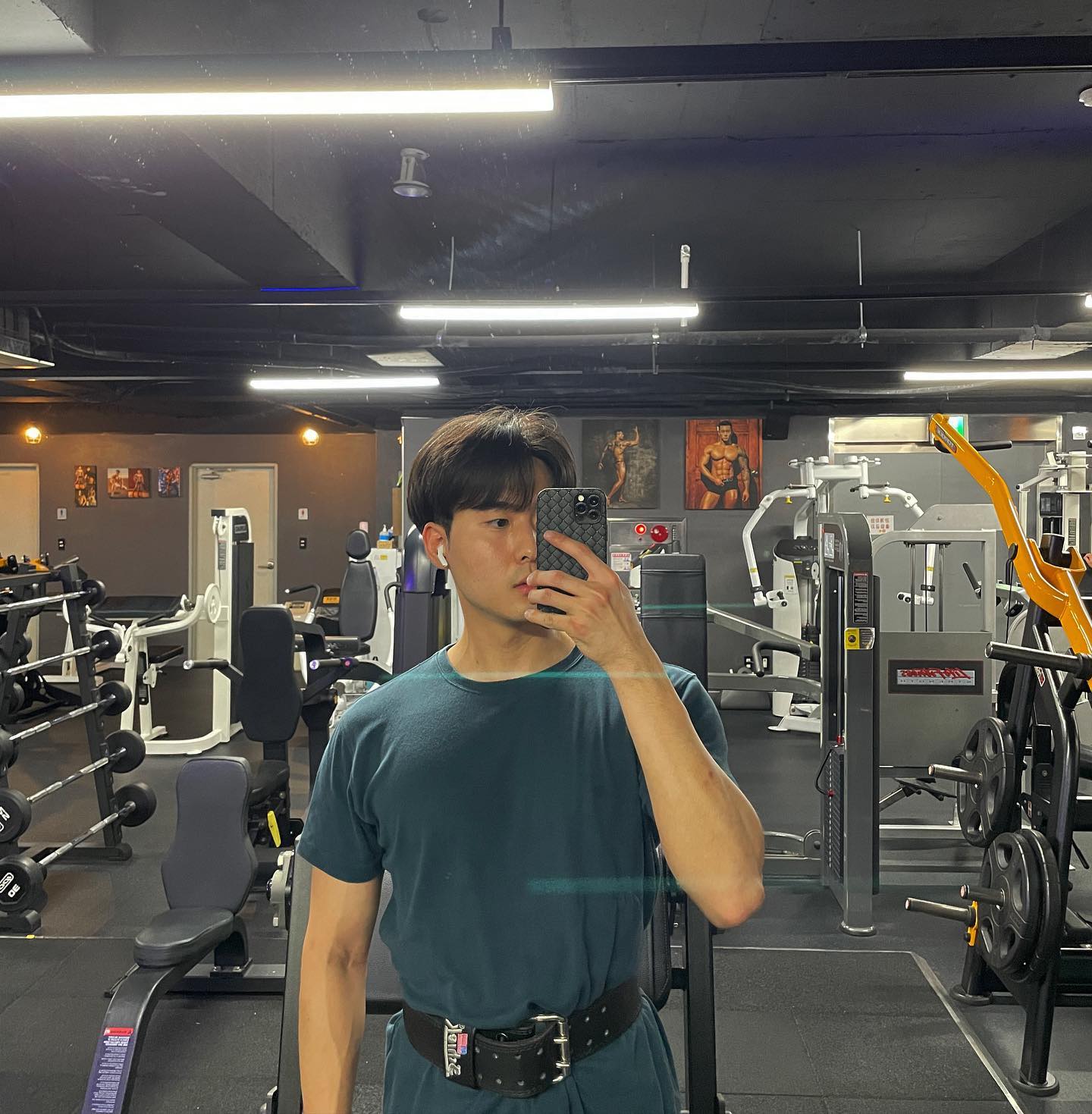 레그데이🔥

분명 땀이 났는데 왜 안보이지..