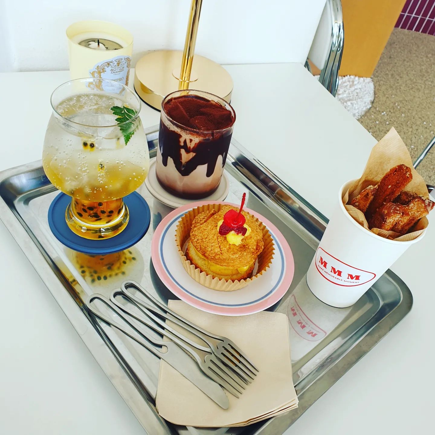 대전 삼성동 감성 카페 엠엠엠
현암교 뚝방 쪽에 위치한 대전 스콘 맛집❣
인스타 감성 물씬한 대전 삼성동 데이트 카페 추천💕
#카페엠엠엠 #대전삼성동카페 #삼성동디저트카페
#빅토리아스콘 #대전스콘맛집
