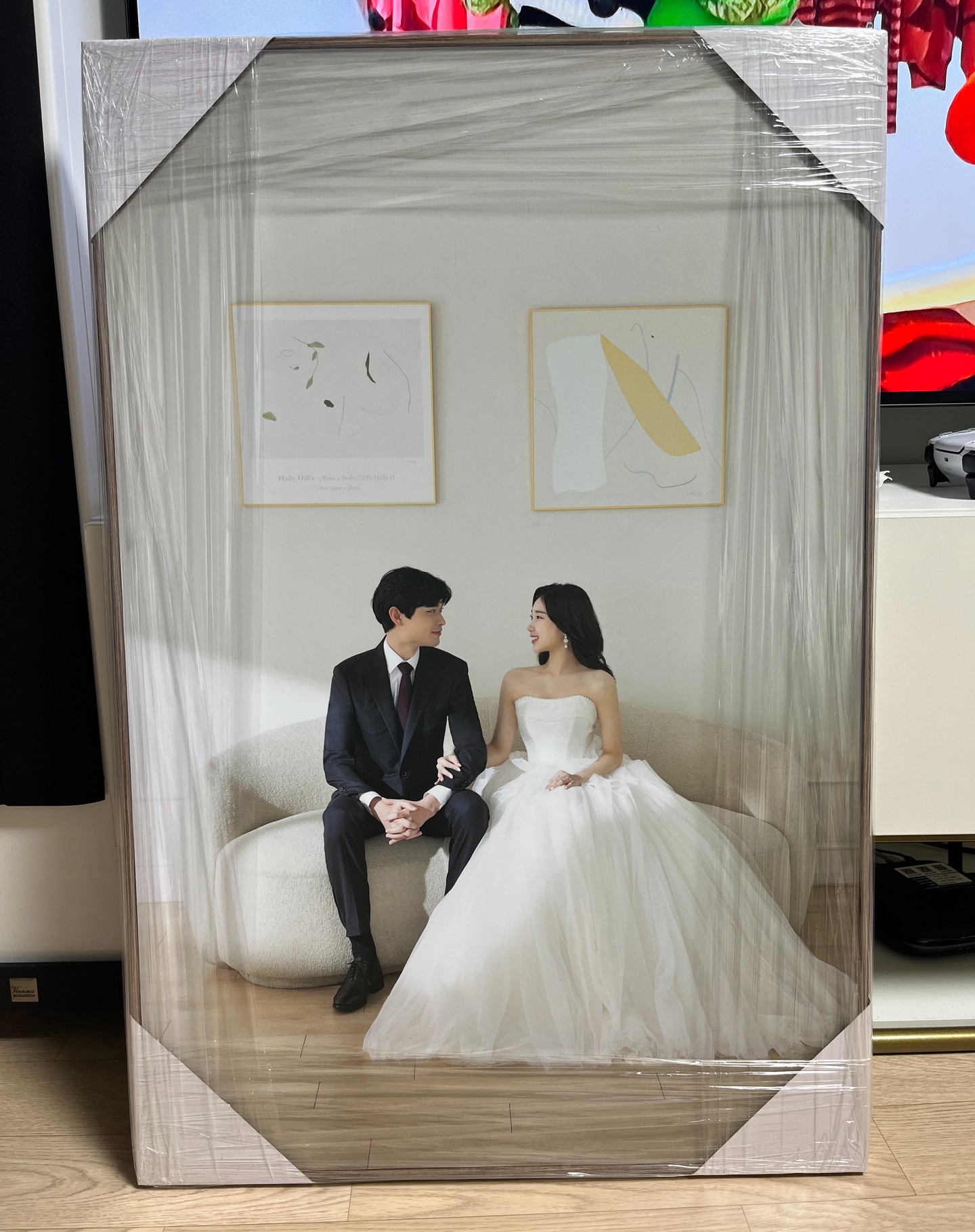 웨딩액자
액자는 큰거 하나만 하기로 해서 더이상 없지만, 하나만으로도 만족!

direct.wedding 과 함께해서 추가혜택도 받으세요!!

-피드백 빠른 비동행 웨딩플래너
-포인트 및 캐쉬백으로 비용절감
-다양한 제휴업체 & 합리적인 가격

❣️다이렉트 통해 계약시 추가 혜택!
❣️다이렉트 가입 추천인 :이야이야오

#결혼준비 #다이렉트결혼준비 #액자 #웨딩액자 #웨딩 #결혼