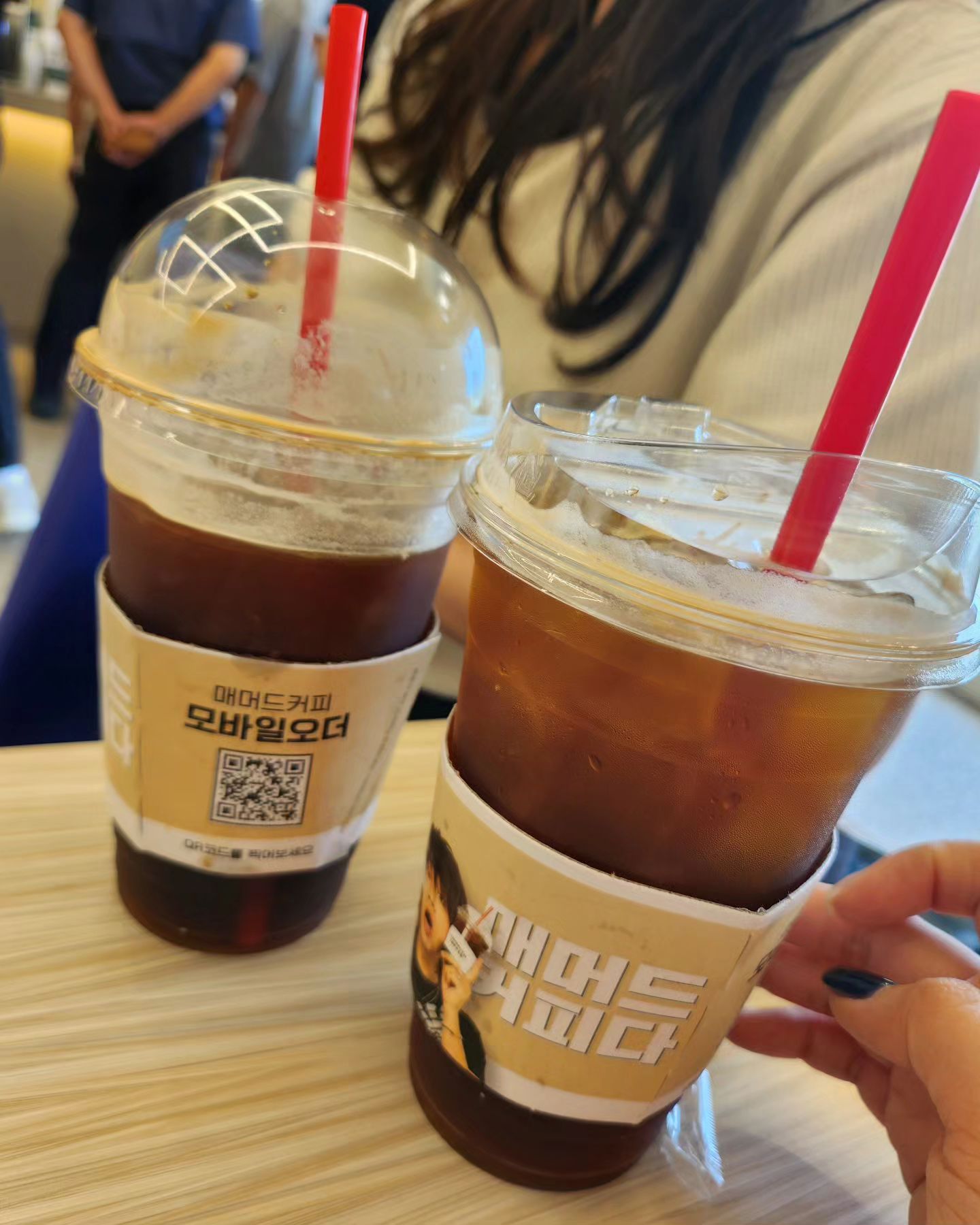 오늘 점심도 커피한잔
가성비 아메리카노인데도 달고나 향이나는 딱내취향 원두라서 더욱 죠아~
ㅡ
mmthcoffee #월간매머드 #매머드인증샷 #매머드커피