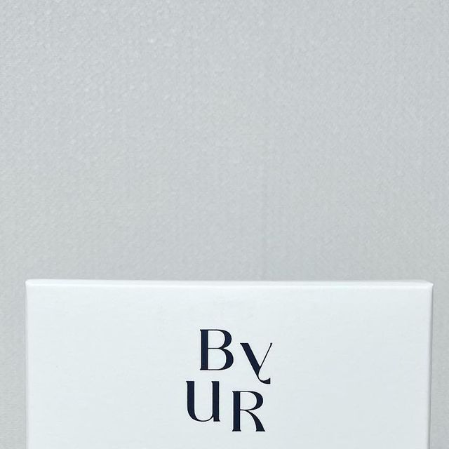 재히 (24) on Instagram: "[#광고 ByUR 비타기빙 킵래디언스 토너패드] 🌷 70Pads / 170ml / 35,000원 🌷 효과 : 피부 미백, 광채, 보습 🌷 사용법 : 씻고 난 후 피부에 올려 팩처럼 사용하여도 좋고, 닦아