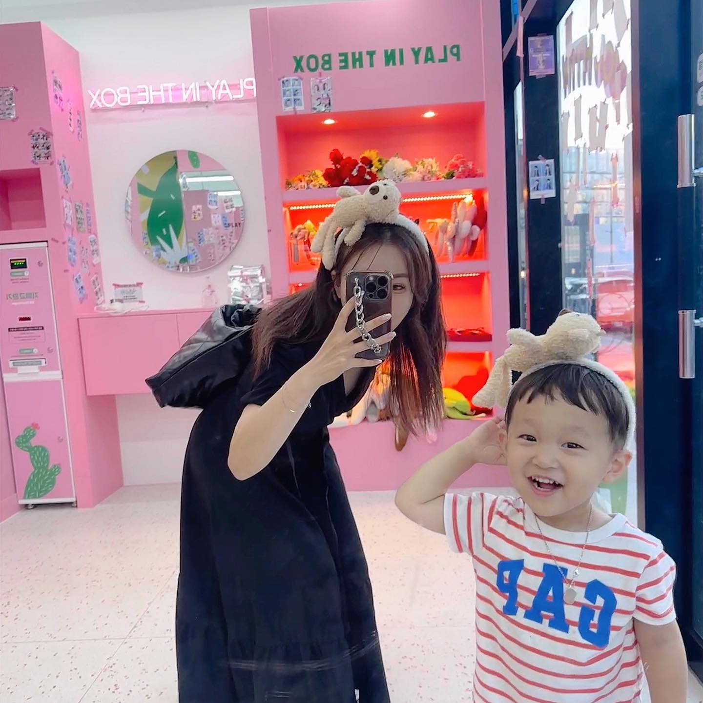지호랑 데이뜨..♡ ⋆⁺₊⋆ 
빨리 크는게 너무 아쉬운 요즘이지만 언넝 커서 수다떨며 데이트하고싶댜,,,

#29개월아기