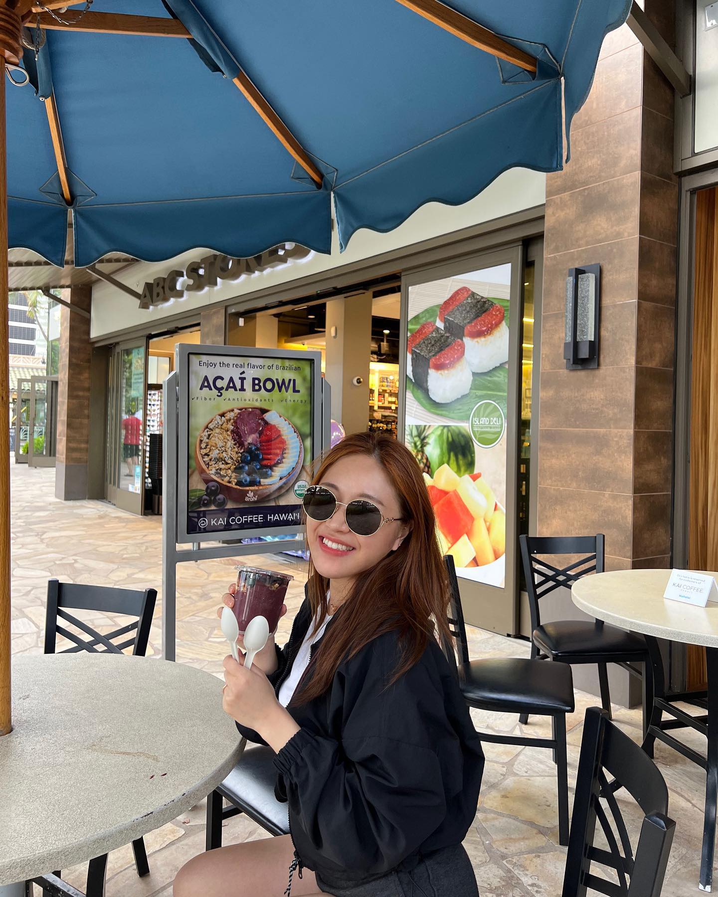 최근 물오른 요즘 현실이 행복해서🐷 너무 오랜만에 왔어용ㅎㅎ

최근 근황은 포동포동한 상태라 지난 달 사진 투척하고 가용🏃🏻‍♀️

#다시다이어트시작 #다이어터그램환영