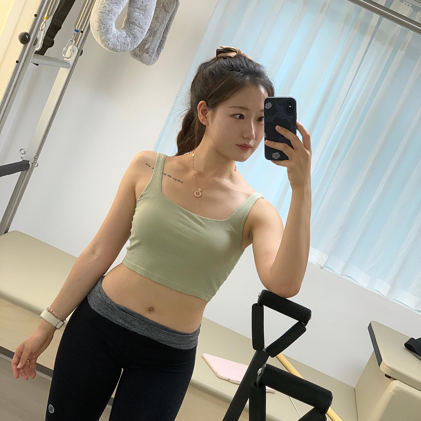 #필라테스 #ㅇㅇㅇ#오운완 
아침 헬스 쬐깐 하구