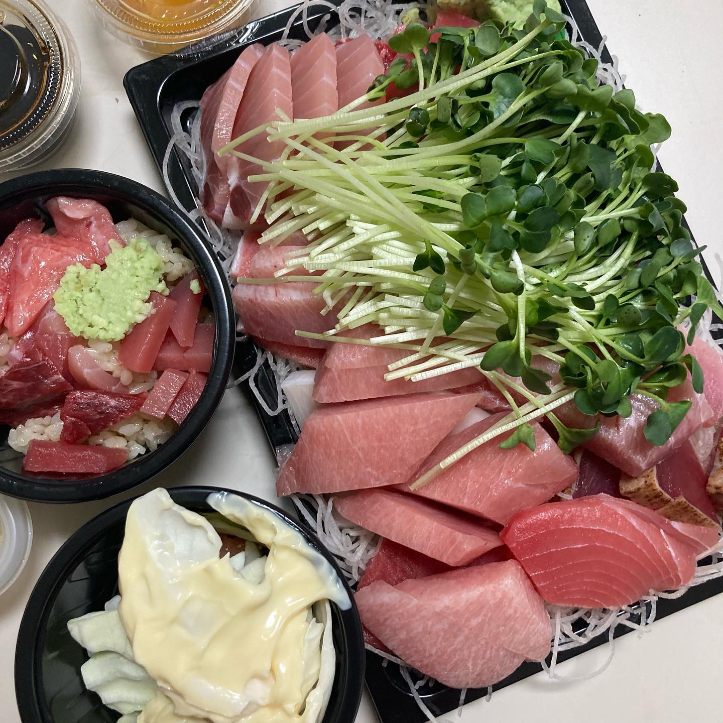 .
참치 너무 좋아요❣️
김+참치+무순+참기름+와사비
이렇게 먹으니 꿀맛
술없이도 넘넘 맛있게 먹었어요 ㅎㅎ