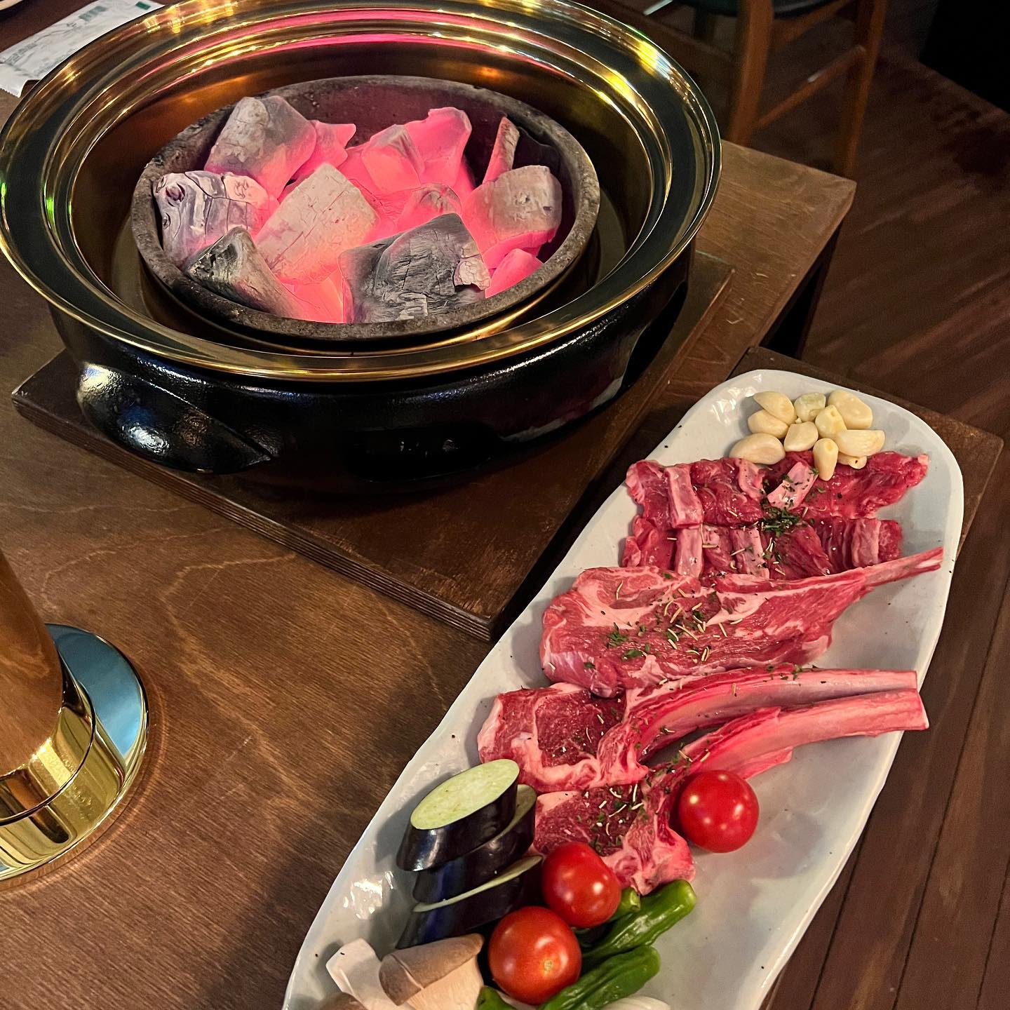 .
2023.06.29.(목)

비오는 저녁, #양고기 #양고기맛집
#하남양고기 #미사양고기 #에헴
#에헴양식당 #준스키친

주소: 경기도 하남시 미사강변중앙로 217, 2층 205호 (미사역 3번출구 483m)
☎️ 031-792-9288