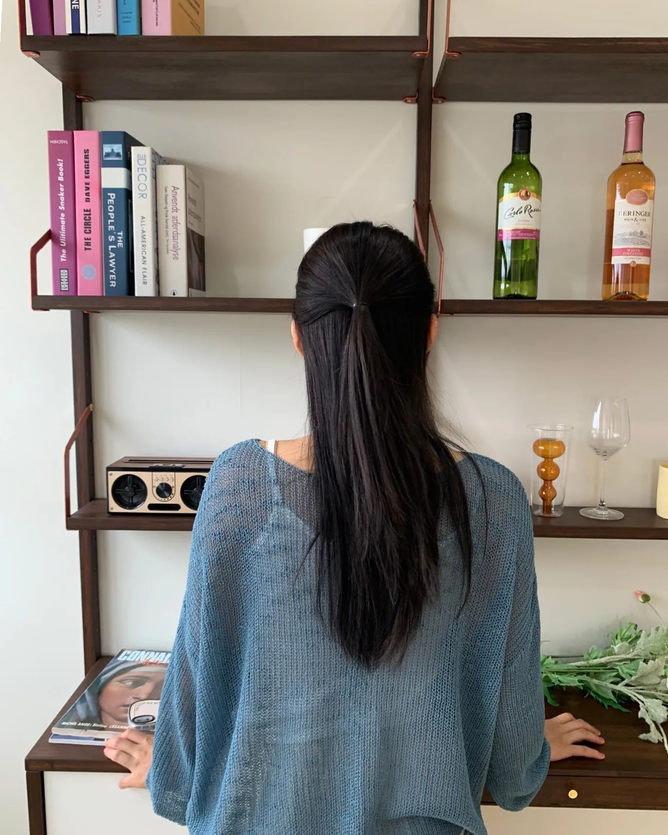 weneed.official_ weneedblack_lilly 
작년부터 탈색+염색으로 엄청난 손상모였는데,, 저번 인생 솜브레부터, 지금의 다크애쉬까지🫶 손상 없이 머리색 엄청 잘빼주신 위닛블랙 릴리쌤!! 
 어떻게 기른 귀한 머린데 ㅠ염색할때마다 잘라내야할까봐 늘 걱정했지만🥲 이제는 고민 없이 하고 싶은 머리색을 들고가 버린다 히히

다들 염색맛집 금손 위닛블랙 릴리쌤에게로 가십셔💗